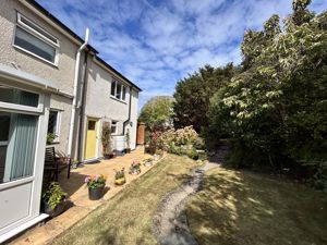 Photo 32- click for photo gallery